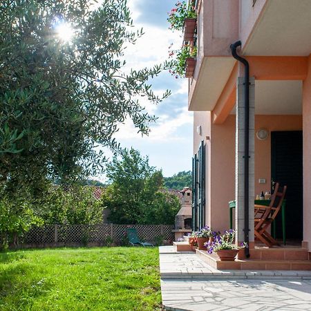 Apartment Lavandula Лабин Екстериор снимка