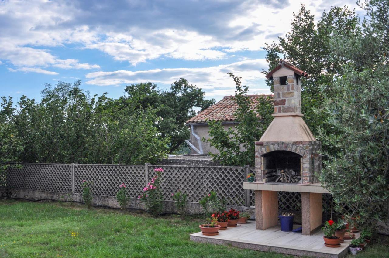 Apartment Lavandula Лабин Екстериор снимка